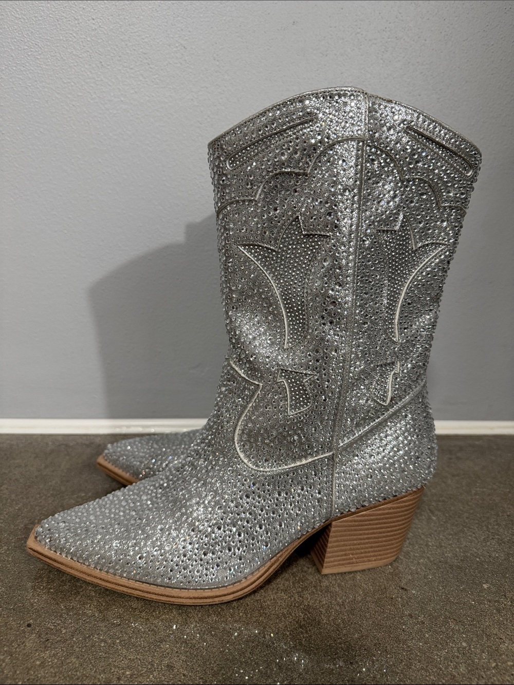 Crown Vintage Starry Rhinestone Western Boots Silver Glitter Pointed Toe Size 10 - Picture 6 of 10